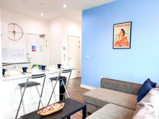 Apart-Hotel in Delta Point Croydon - 9