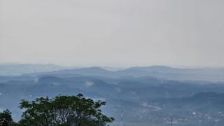 Villa Trawas Bandungan Mountain View Family Stay - 4