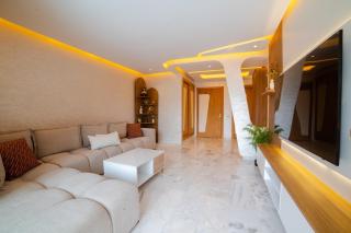 Cozy 2-Bedroom Apartment with Pool & Balcony in Marrakech - 0