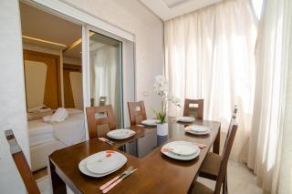 Cozy 2-Bedroom Apartment with Pool & Balcony in Marrakech - 4