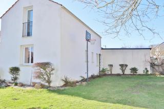 Maison rare 3 étoiles à Couëron Jardin & parking - 4