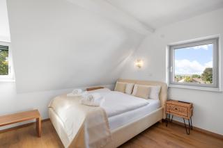 70 qm Design-Wohnung - 1,5 Bäder, Klimaanlage und Ausblick - 4