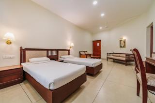 Silver Crest Resort - 2