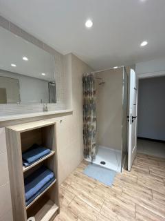 Seascape Apartment - 15 minutes drive from the Old Town - 2