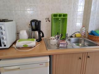 Grown floor economy studio in karmiris studios - 0