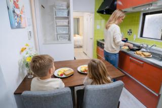 2BR in Tokyo 40 sqm 10 min walk to subway Direct access to Ueno and Akihabara Quiet Ideal for families and groups - 4