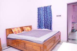 Chirantan Guest House And Restaurant - 6