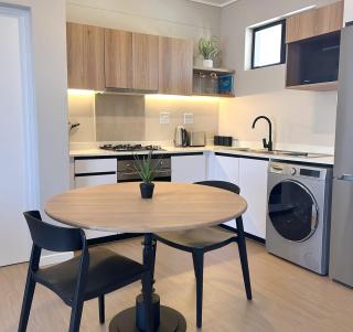 Yang Suite B - Modern Studio Apartment - 1