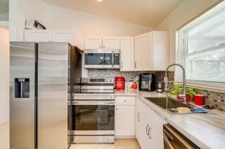 Quiet Neighborhood! Poolside Oasis in Cape Coral - 6