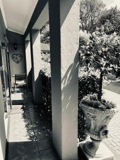 Del Roza Guest House - 7