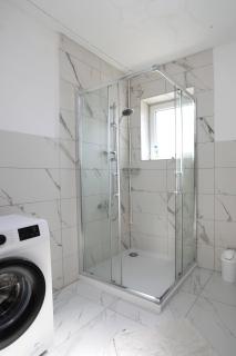 Apolo Apartments - Pool & Garden Retreat - 1