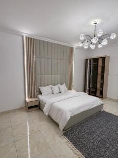 Wuye 1 bedroom Luxury -City Center - 2