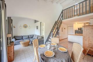 Duplex avec terrasse et parking proche des plages - 8