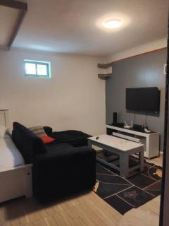 luxury studios utawala - 4