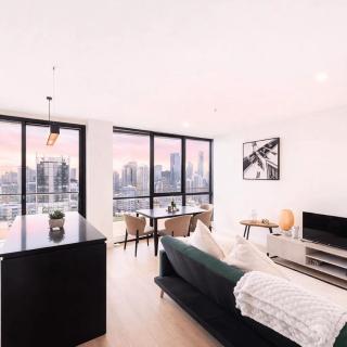 High Rise Apartment with Balcony and Parking - 0