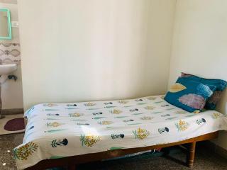 Exclusive Single Occupancy Room in Peaceful Residential Setting - 7