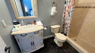 1st Floor Pool Affordable Near Beach - 4