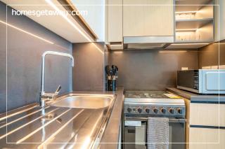 HomesGetaway-Elegant 1BR in Downtown Burj Crown - Dubai - 4