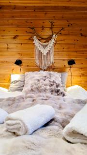 Parimökki Kaarni - 1km Ylläksen rinteisiin - Ylläsjärvi - 9