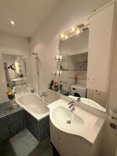 Feel at home - Self Check In - 8