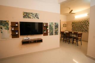 Switch to hosting Ivory Groove by Serenescape Ground Floor 2BHK AC - 8