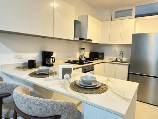 Caribbean 2BR Apartment - Facing the pool - 6