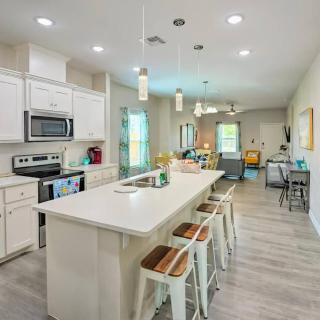 The Coastal Pearl by Howdy Holiday - 1