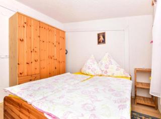 Rosen Apartments - 6