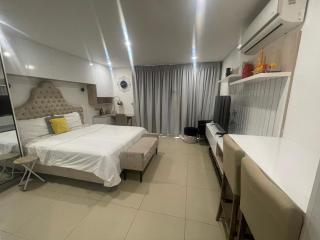 Kings Luxury Studio at Riviera - 1