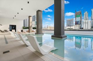 Stay in the Heart of Miami + Free parking - 0