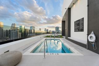Stay in the Heart of Miami + Free parking - 1