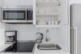 Blueground SoHo washer nr Washington Sq Park NYC-1589 - 4