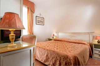 Ambassador Tre Rose - Venice - 5