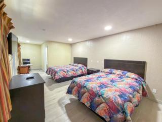 Vanguard Motel - 4