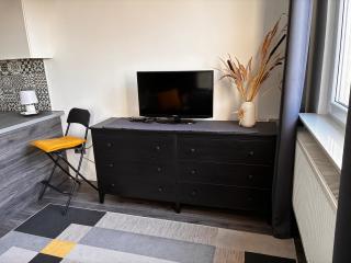City Studio Apartment - 9