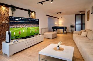 Private Pool Villa - One Group Only - Full Privacy - Garden & BBQ - 7