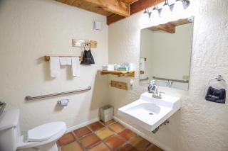 The Boulder Creek Lodge - 6