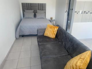 Nsuku M Guesthouse - 4