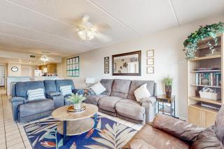 Oceanfront 1st-Floor Condo on SPI Patio and Pool - 3