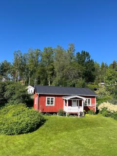 Sjönära stuga i Flogned - 9