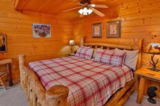 Snuggle Bug by Beyond Expectations w Hot Tub - 7