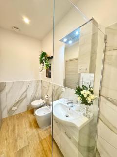 Harmony Room - a stone's throw from Piazza Maggiore - 1