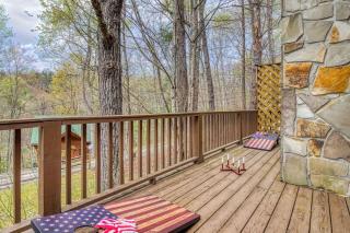 Laceys Place by Beyond Expectations w Hot Tub - 6