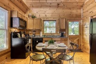 Whispering Pines by Beyond Expectations w Hot Tub - 7