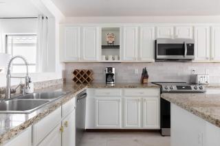 Copper Cactus House Pool, Spa, Golf! - 3