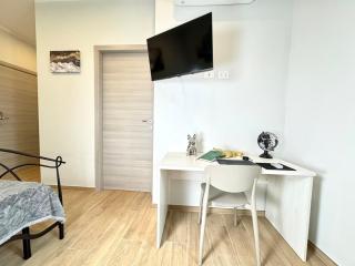 Art Room - a stone's throw from Piazza Maggiore - 5