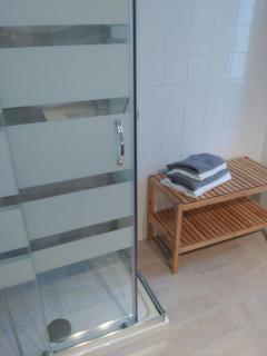 Casa con aparcamiento jardín y vistas a las bahia - 2