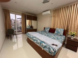 Premium Villa Stay Near the Airport Perfect for Families & Business Travelers - 4