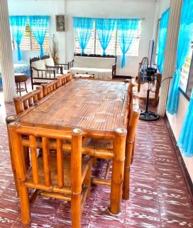 Tamari's Rest House - 1