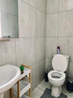 Lady D Exclusive Abode - 1